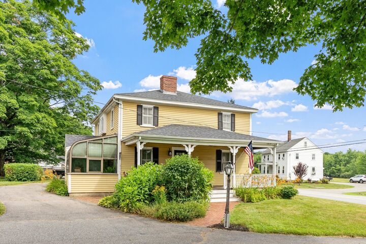 Property Photo:  88 Post Road  NH 03862 