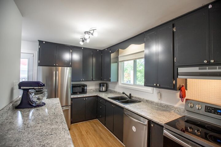 Property Photo:  3 Briarwood Court  NS B4C 1A7 
