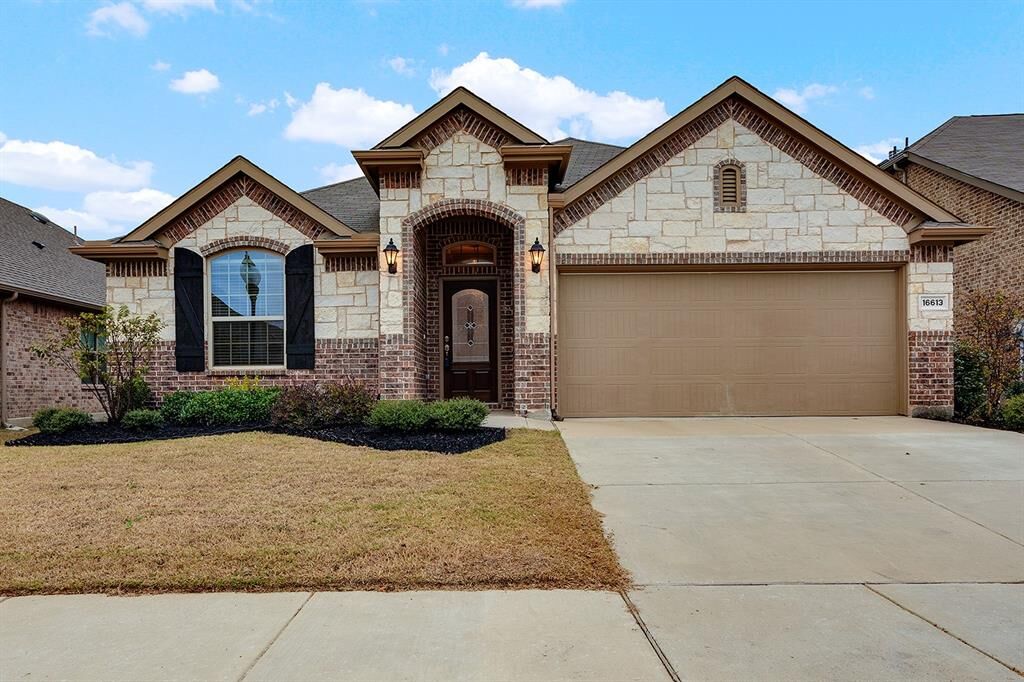 Property Photo: 16613 Stillhouse Hollow Court TX 75078