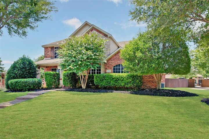 Property Photo: 6711 Branch Trail TX 75035