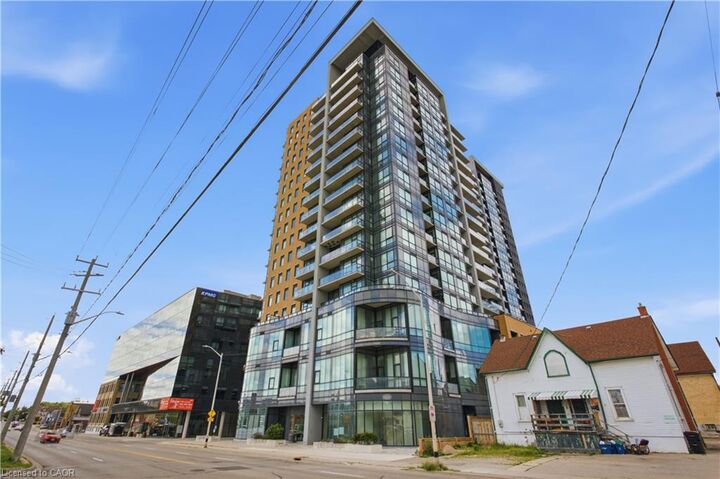 Property Photo:  100 Garment Street 1608  ON N2G 0C3 