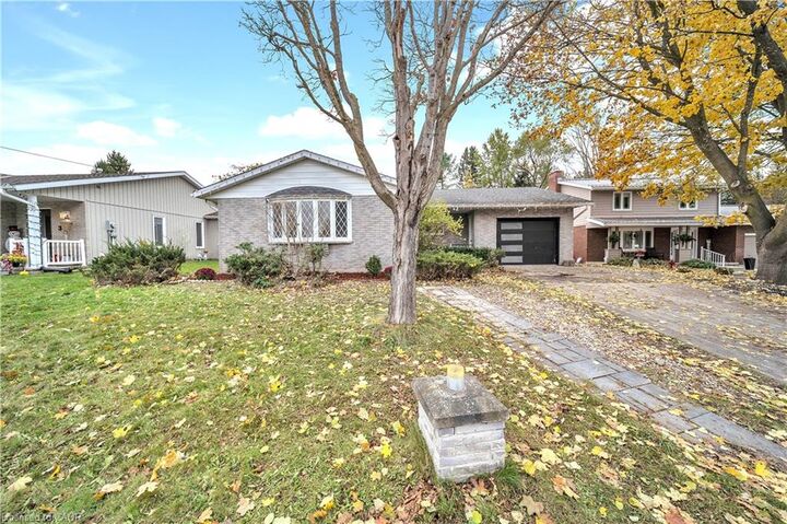 Property Photo: 5 Centennial Drive ON N0G 2V0