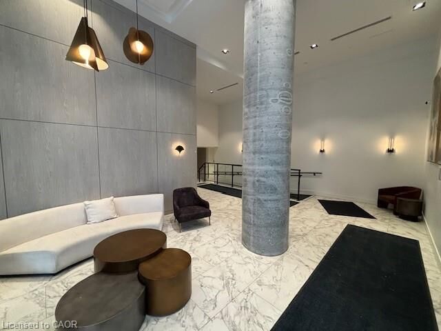 Property Photo:  15 Wellington Street S 2405  ON N2G 0E4 