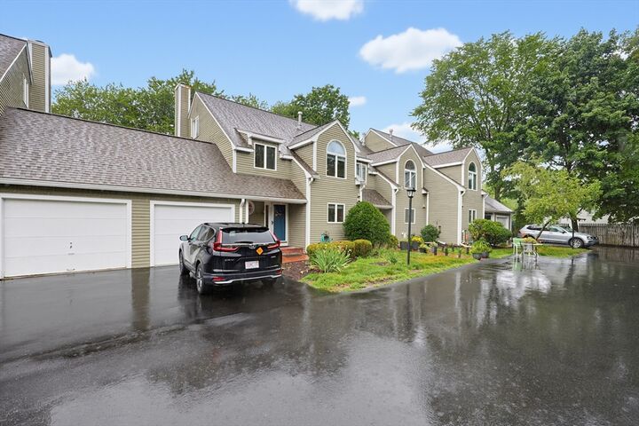 Property Photo: 431 Main St 3 MA 02052