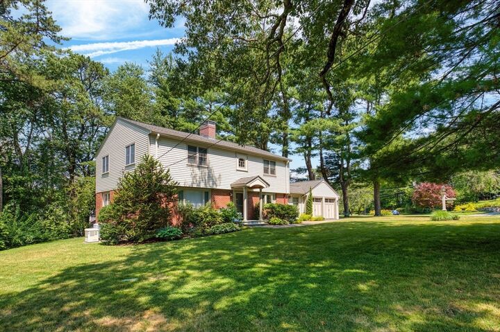 Property Photo:  1 Dawes Rd  MA 02421 