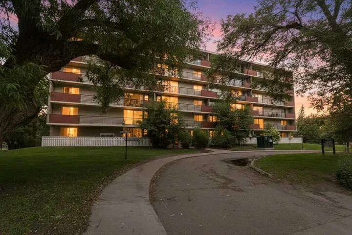 Property Photo:  4700 55 Street 304  AB T4N 2H8 