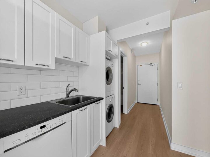 Property Photo: 3830 Brentwood Road NW 1103 AB T2L 1K8