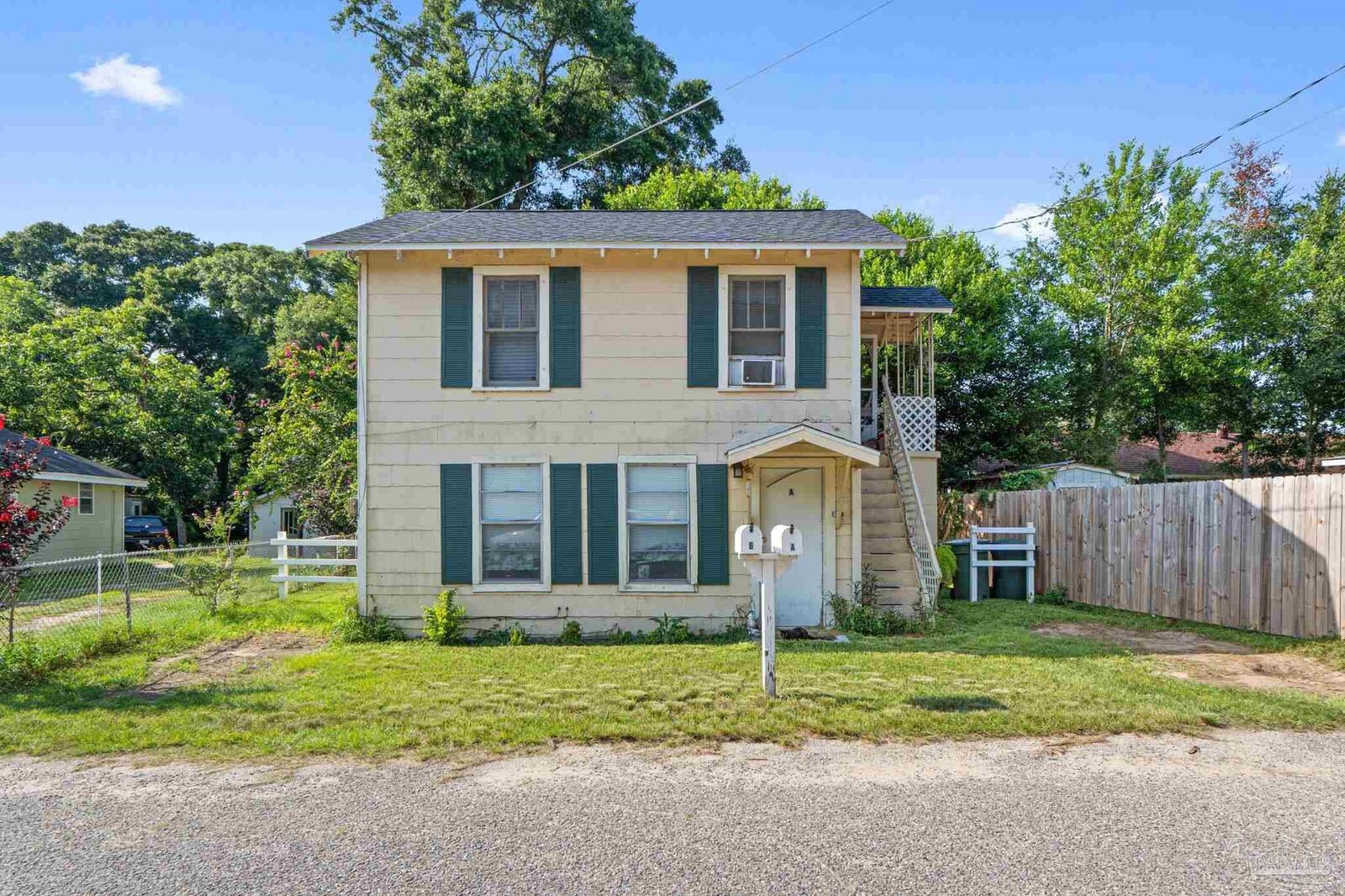 Property Photo: 4210 Gaffney St FL 32505