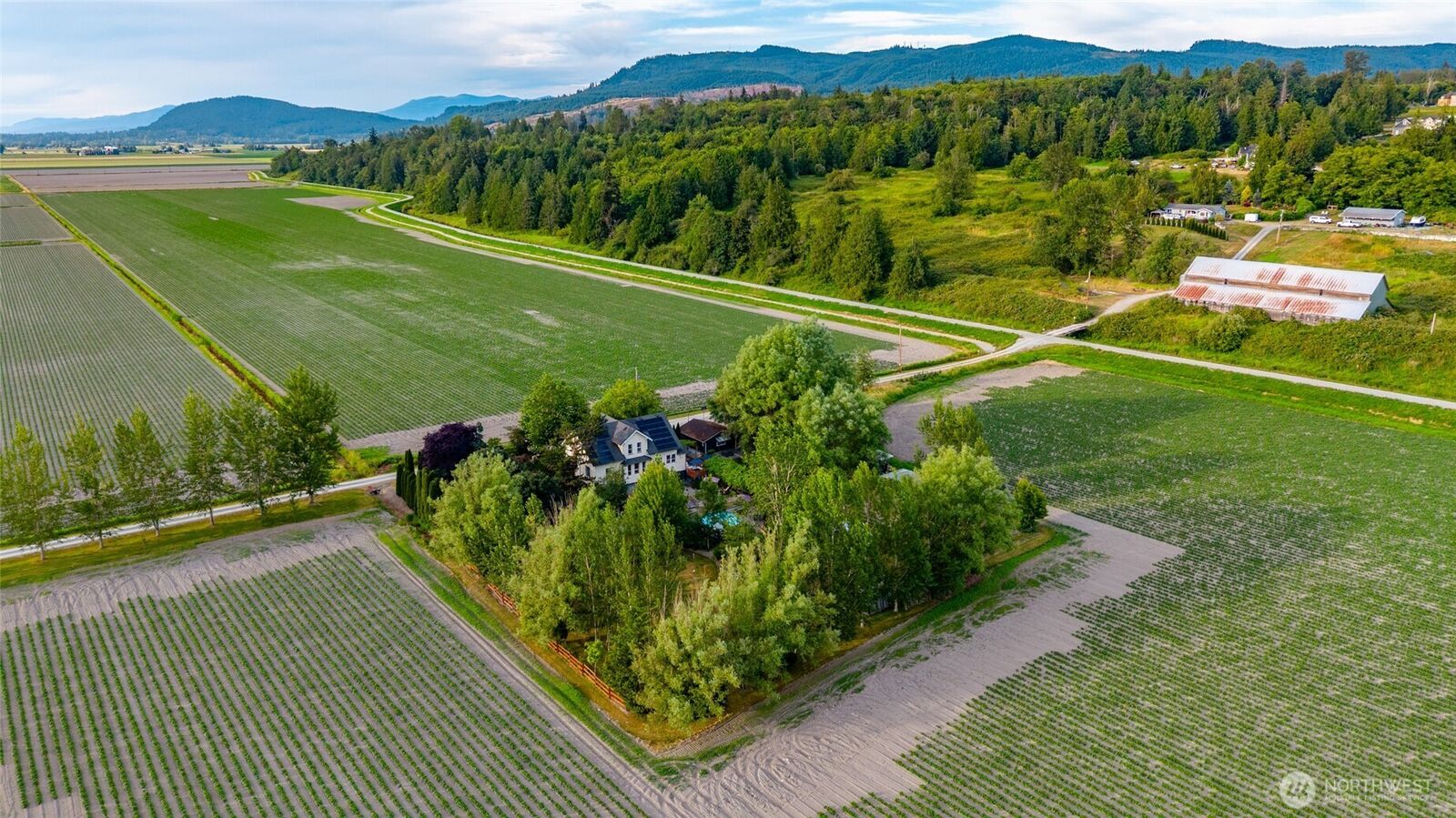 Property Photo:  21895  Cedardale Road  WA 98274 