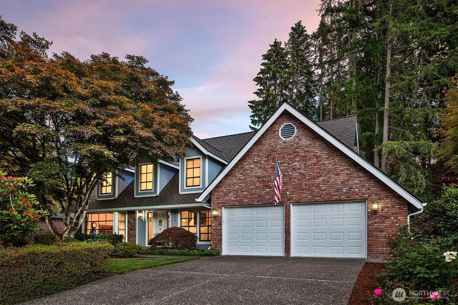 Property Photo:  2530  143rd Place SE  WA 98012 
