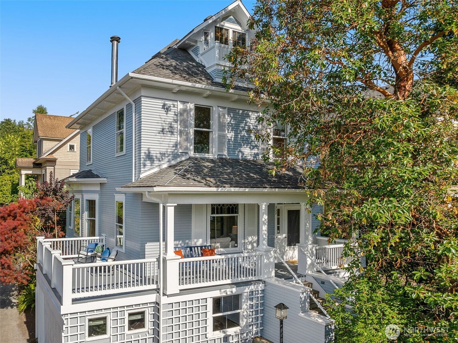 Property Photo: 732 15th Avenue WA 98122