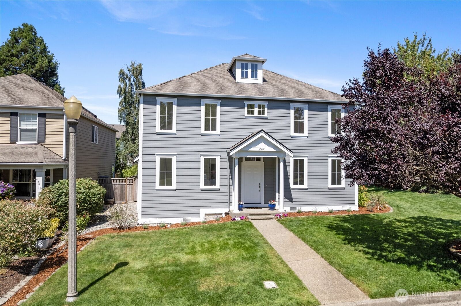 Property Photo: 3207 Parkside Circle NE WA 98422