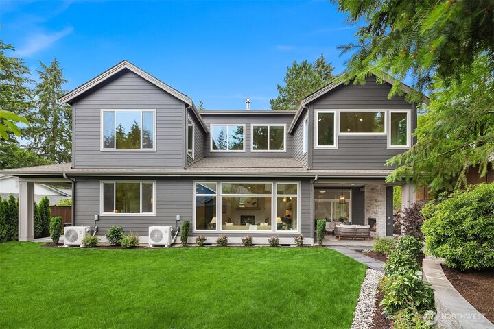 Property Photo: 14202 NE 63rd Court WA 98052