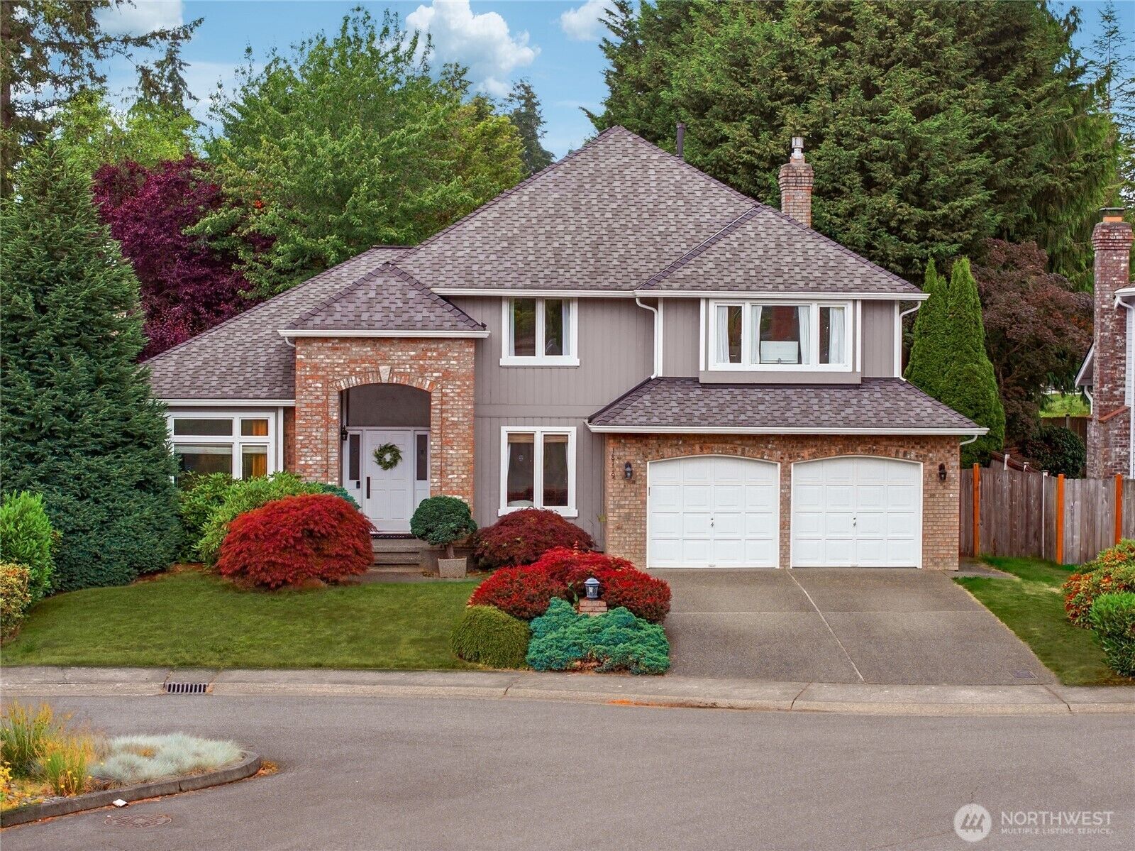 Property Photo:  18719  136th Place SE  WA 98058 