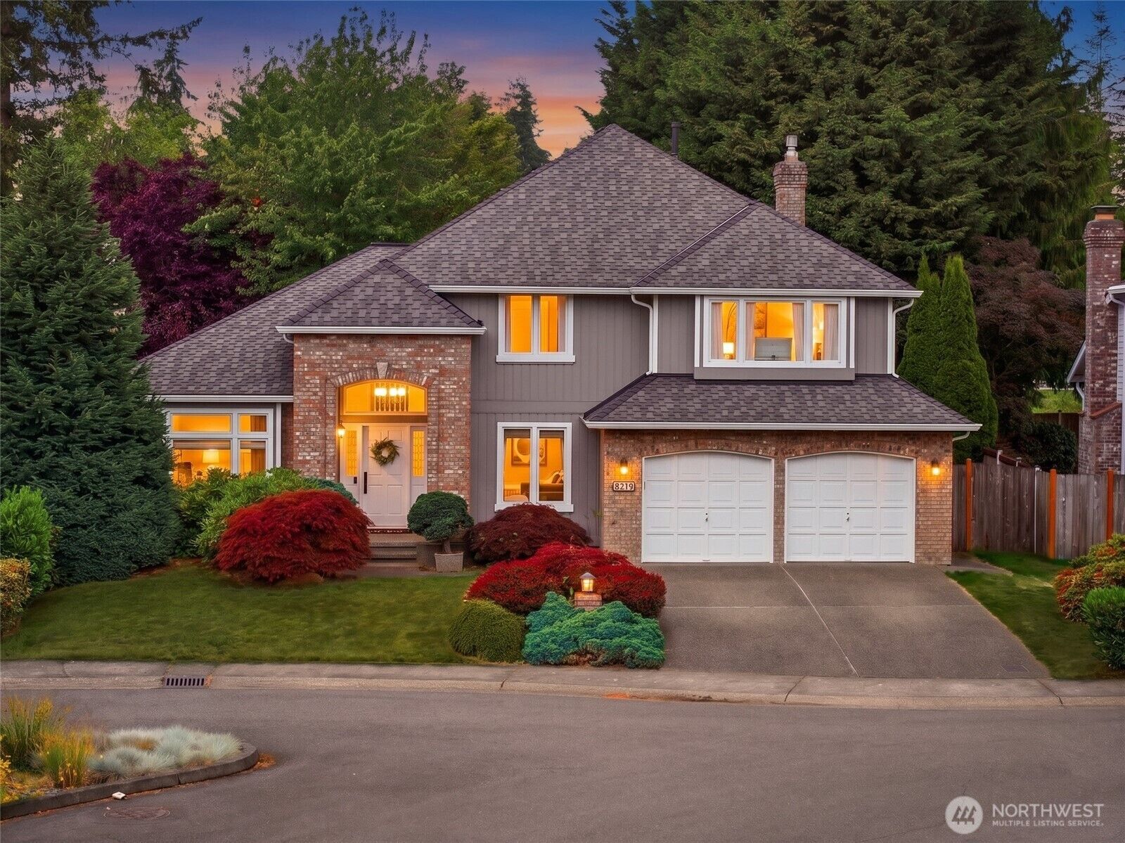 Property Photo:  18719  136th Place SE  WA 98058 