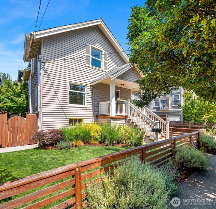 Property Photo:  1132 NW 56th Street  WA 98107 