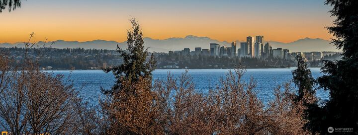 Property Photo: 707 Lake Washington Boulevard S WA 98144