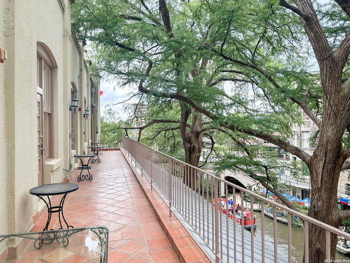 Property Photo:  245 Losoya  TX 78205 
