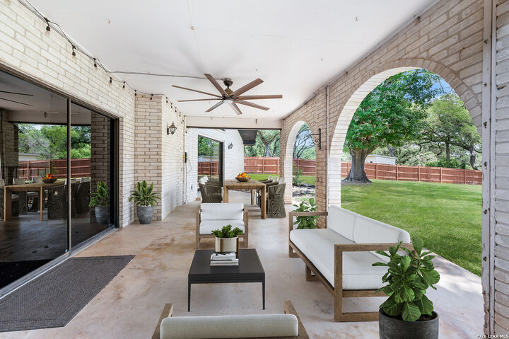 Property Photo: 9328 Blazing Star Trl TX 78266