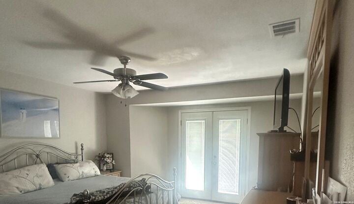 Property Photo: 7623 Ridge Elm Dr. TX 78239