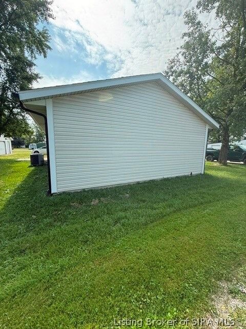 Property Photo:  220 E Madison Street  IN 47170 