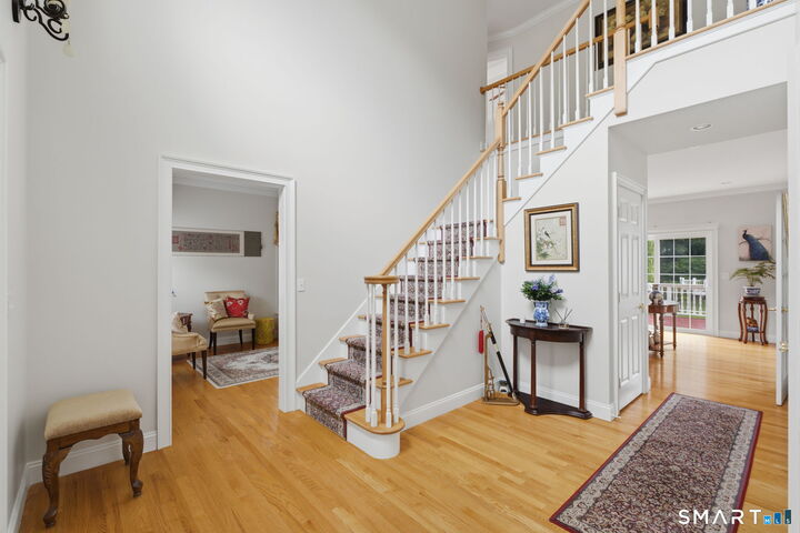 Property Photo:  10 Rose Cliff  CT 06032 