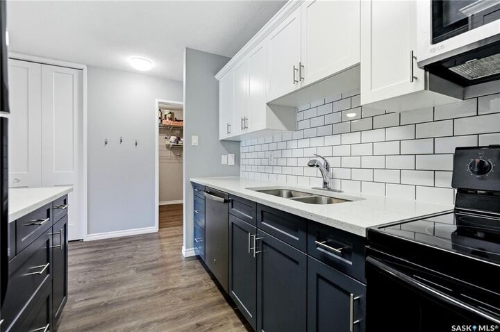 Property Photo: 730A Heritage Lane 107 SK S7H 5M6