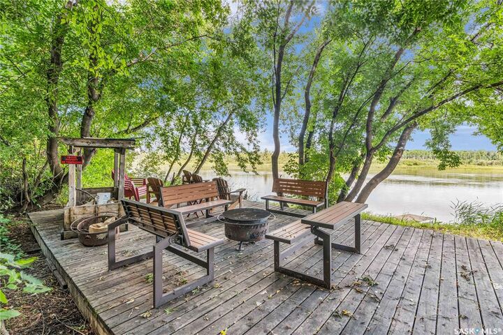 Property Photo: 532 River Street E A2 SK S6V 0A6