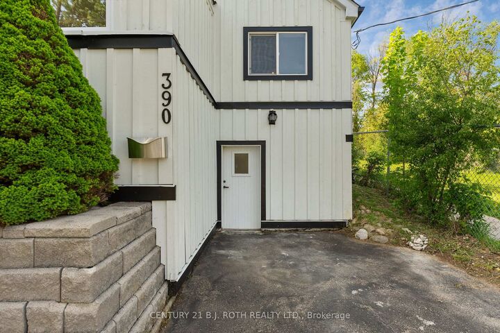 Property Photo: 390 Arthur Street ON L3V 3M8