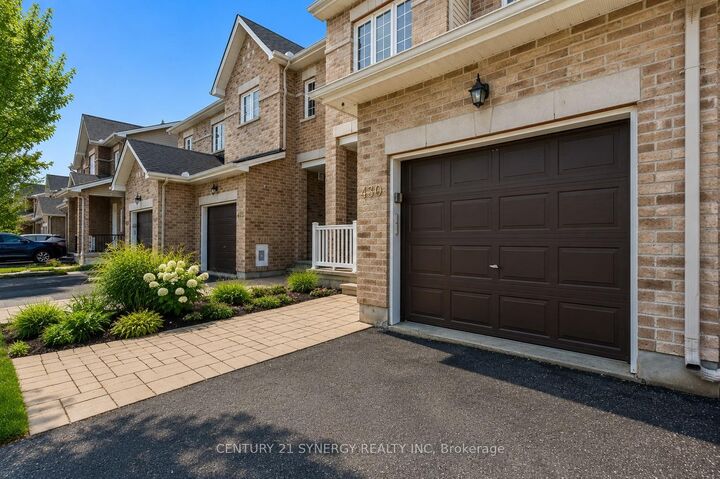 Property Photo:  430 Foxhall Way  ON K2M 0G1 