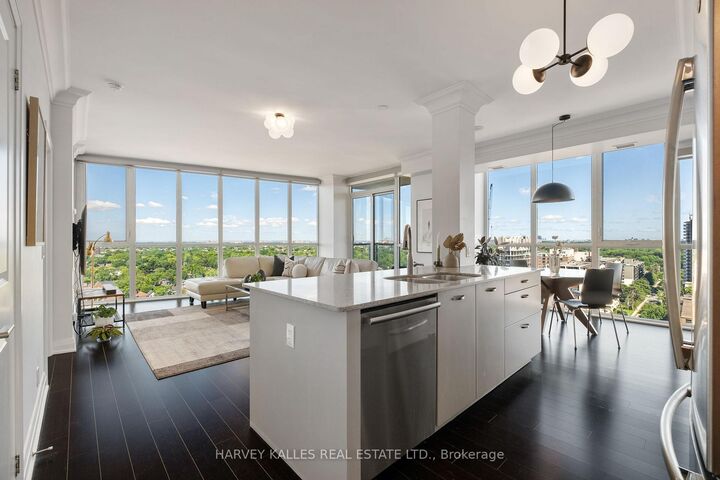 Property Photo:  530 St Clair Avenue W 1602  ON M6C 0A2 
