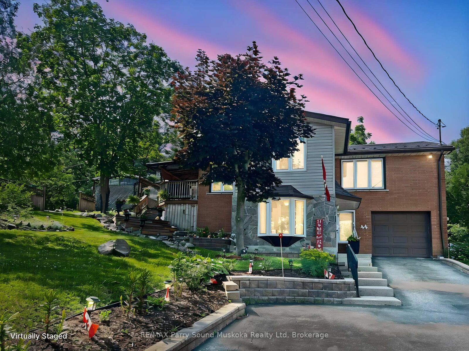 Property Photo: 44 William Street ON P2A 1V1