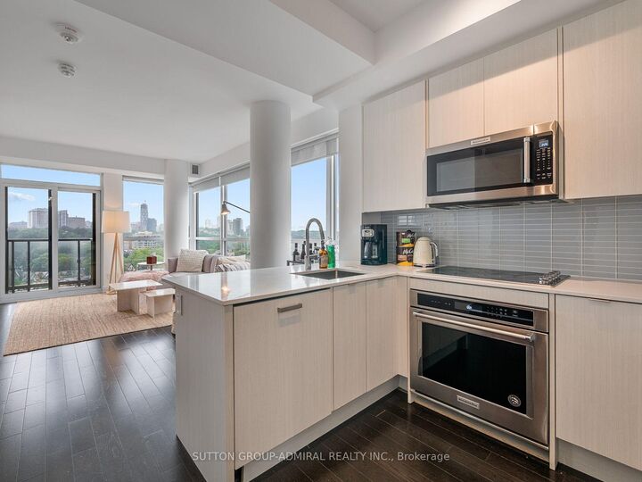 Property Photo:  181 Bedford Road 1204  ON M5R 0A5 