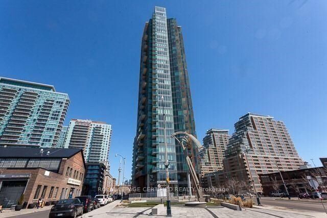 Property Photo:  150 East Liberty Street 517  ON M6K 3R5 
