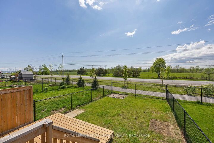 Property Photo: 184 Dr Richard James Crescent ON K7N 0B9