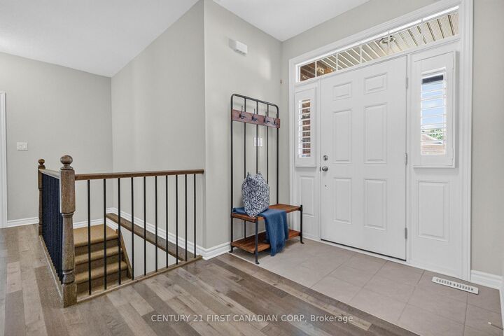 Property Photo: 3183 Pincombe Drive ON N6L 0B4