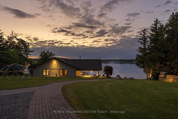 Property Photo: 2112 Truman Drive ON K0L 2H0