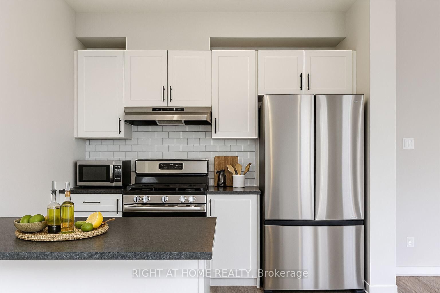 Property Photo:  716 Haflinger Row  ON K0A 2Z0 