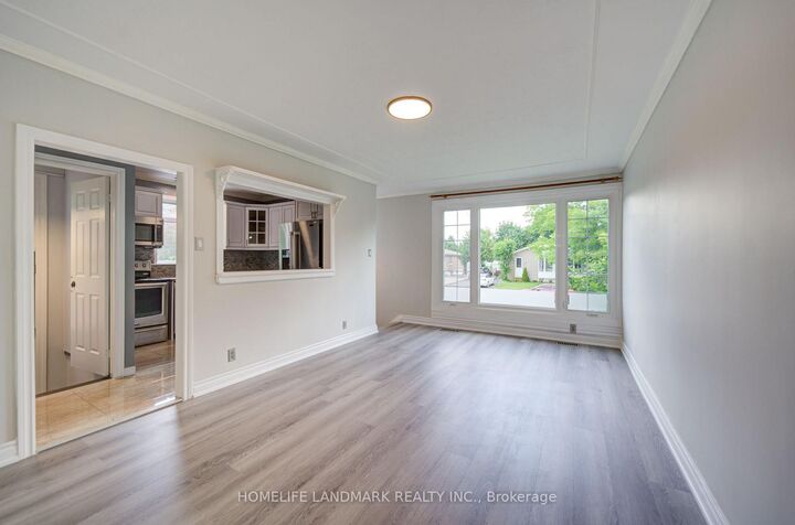 Property Photo: 167 Taylor Mills Drive N ON L4C 2T5