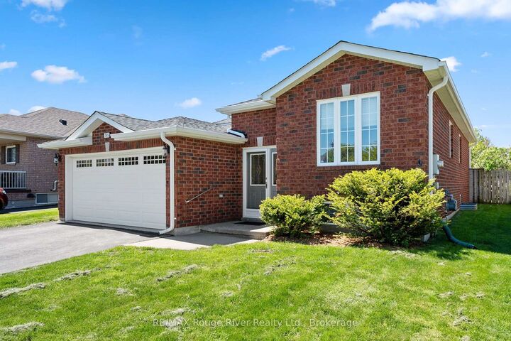 Property Photo: 795 Munson Crescent ON K9A 5N9