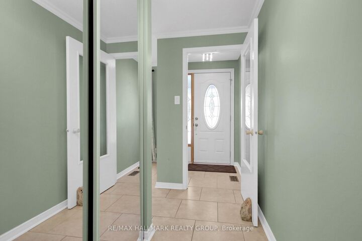 Property Photo:  7954 Decarie Drive  ON K1C 2C3 