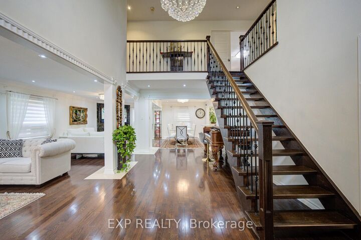 Property Photo: 59 Yorkland Street ON L4C 9Z4