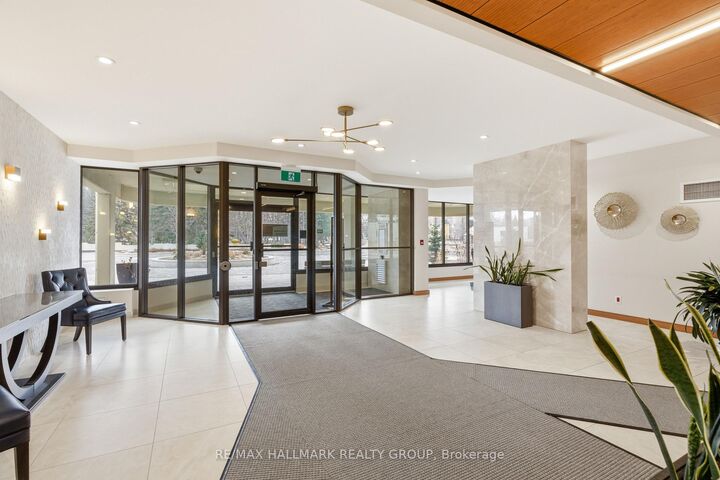 Property Photo: 1500 Riverside Drive E 202 ON K1G 4J4