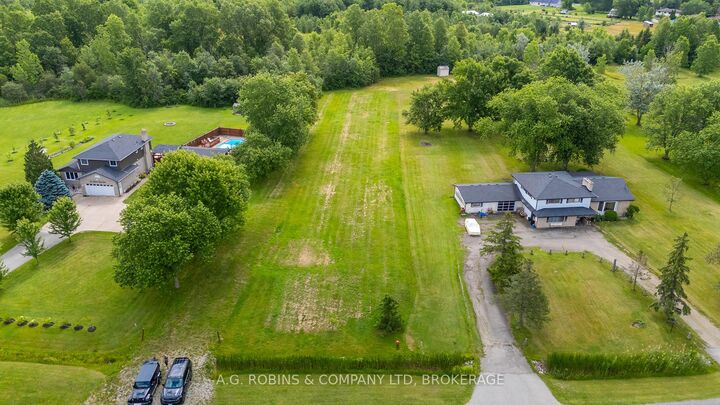Property Photo:  138 Moyer Road  ON L3B 5N4 