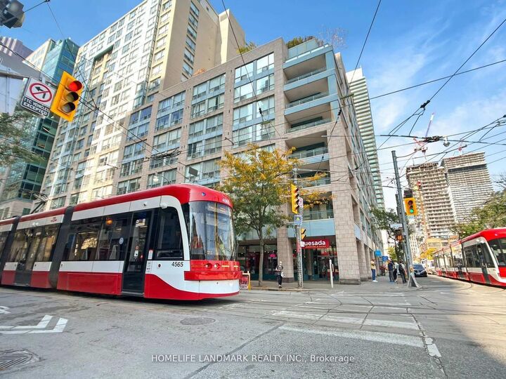 92 King Street E 805 — photo 1