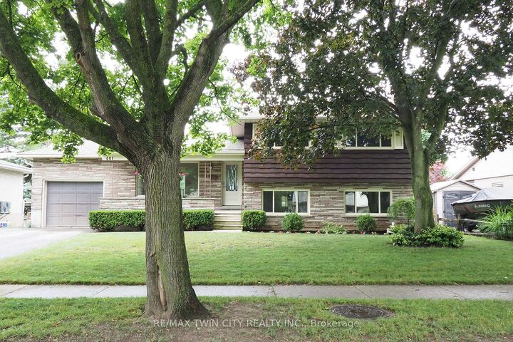 Property Photo:  401 Forest Hill Drive  ON N2M 4H3 