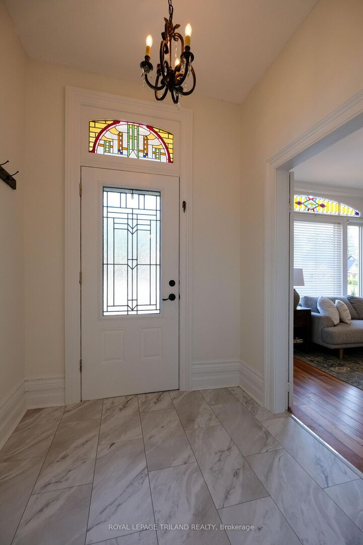 Property Photo: 606 Central Avenue ON N6B 2G4