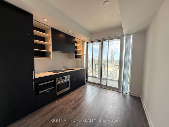 Property Photo:  20 Edward Street 1917  ON M5G 0C5 