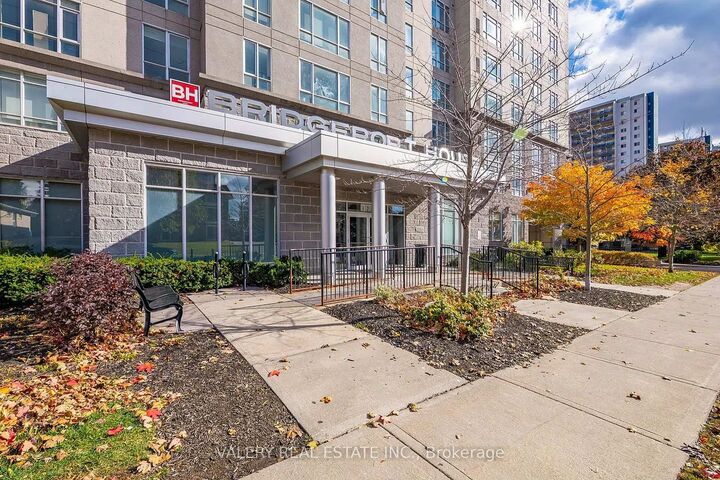 Property Photo:  328 Regina Street N 602  ON  