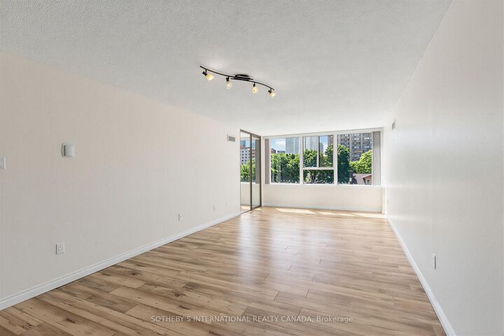 Property Photo: 45 Carlton Street 403 ON M5B 2H9